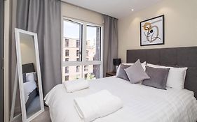 Luxury Apartment Suite Within The City Walls